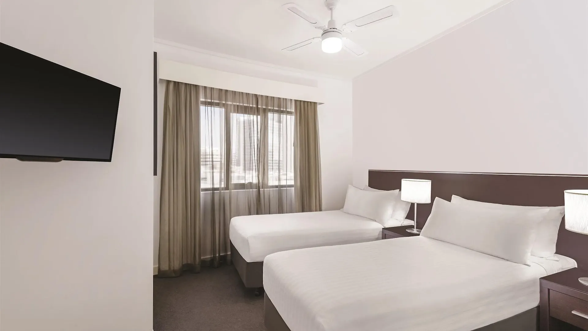 Adina Apartment Hotel Perth Barrack Plaza