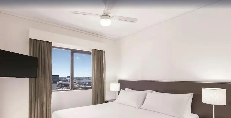 Adina Apartment Hotel Perth Barrack Plaza